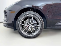 Porsche Macan T AWD 2026