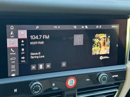 Porsche Macan T AWD 2026