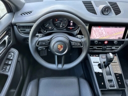 Porsche Macan T AWD 2026