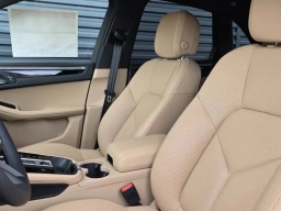 Porsche Macan T AWD 2026