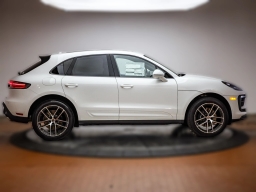 Porsche Macan T AWD 2026