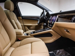 Porsche Macan T AWD 2026