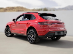 Porsche Macan T AWD 2025