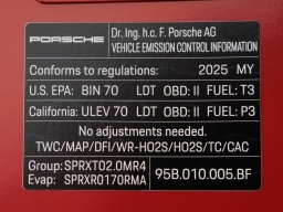 Porsche Macan T AWD 2025