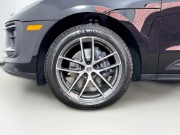 Porsche Macan T AWD 2025