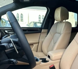 Porsche Macan T AWD 2026