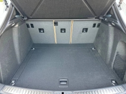 Porsche Macan T AWD 2026