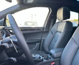 Porsche Macan T AWD 2026