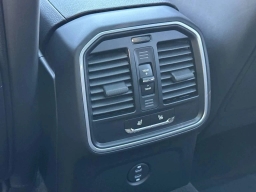 Porsche Macan T AWD 2026