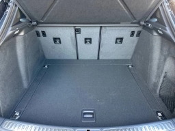 Porsche Macan T AWD 2026