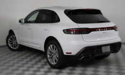 Porsche Macan T AWD 2026