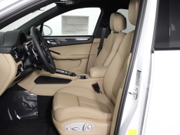 Porsche Macan T AWD 2026