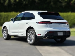 Porsche Macan T AWD 2026