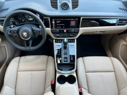 Porsche Macan T AWD 2026