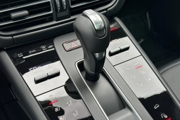 Porsche Macan T AWD 2026