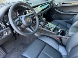 Porsche Macan T AWD 2026