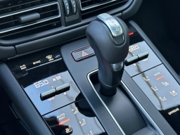 Porsche Macan T AWD 2026