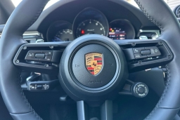 Porsche Macan T AWD 2026