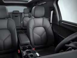 Porsche Macan T AWD 2026