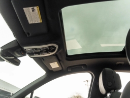 Porsche Macan Base AWD 2026