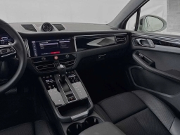 Porsche Macan T AWD 2026