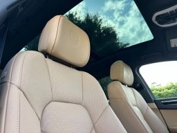 Porsche Macan T AWD 2026