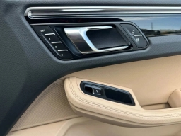 Porsche Macan T AWD 2026