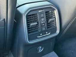 Porsche Macan T AWD 2026