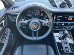 Porsche Macan T AWD 2026