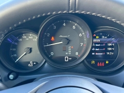 Porsche Macan T AWD 2026