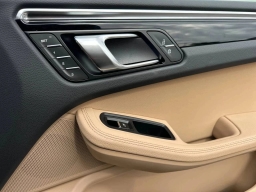 Porsche Macan T AWD 2026