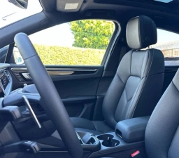 Porsche Macan T AWD 2026