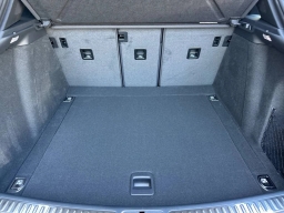 Porsche Macan T AWD 2026