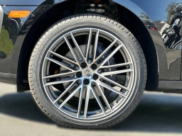 Porsche Macan T AWD 2026