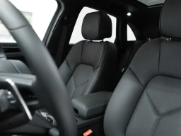 Porsche Macan T AWD 2026