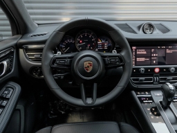 Porsche Macan T AWD 2025