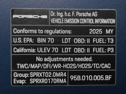 Porsche Macan T AWD 2025