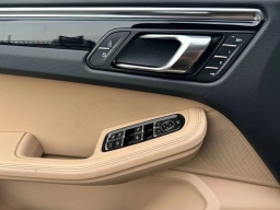 Porsche Macan T AWD 2026