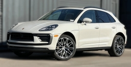 Porsche Macan Base AWD 2026