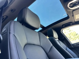 Porsche Macan T AWD 2026