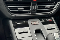 Porsche Macan T AWD 2026