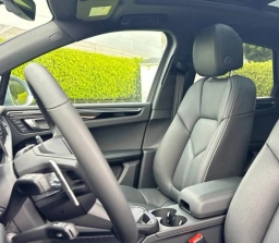 Porsche Macan T AWD 2026