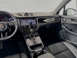 Porsche Macan T AWD 2026