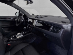 Porsche Macan T AWD 2026