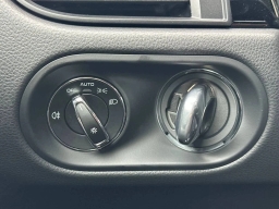 Porsche Macan T AWD 2026