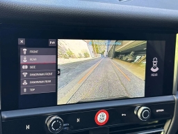 Porsche Macan T AWD 2026