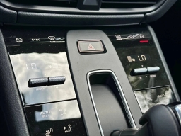 Porsche Macan T AWD 2026