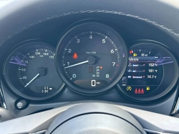 Porsche Macan T AWD 2026