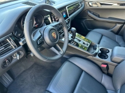 Porsche Macan T AWD 2026