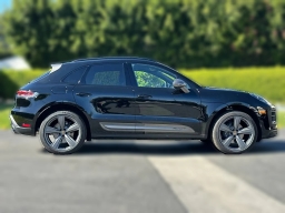 Porsche Macan T AWD 2026